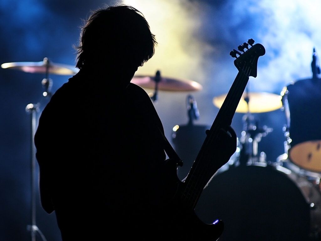 Guitarist in a colorful lighting situation (preview picture).